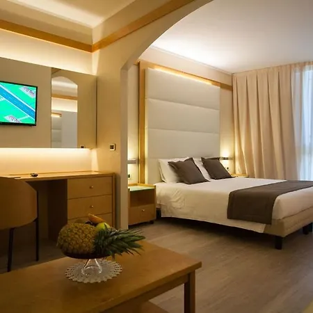Park Ai Pini & Restaurant Ai Pini Отель 4*