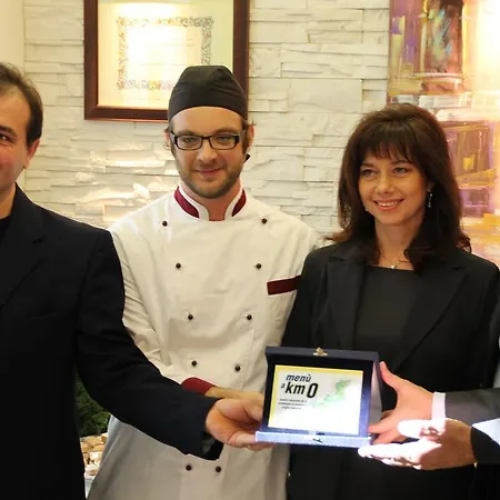 Park Ai Pini & Restaurant Ai Pini Отель