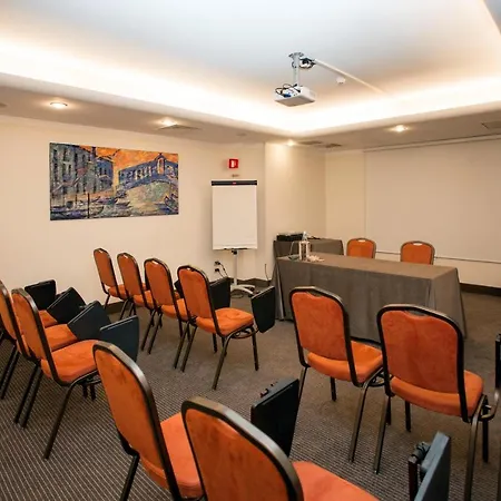 Park Ai Pini & Restaurant Ai Pini Отель 4*