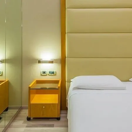 Park Ai Pini & Restaurant Ai Pini Hotell 4*